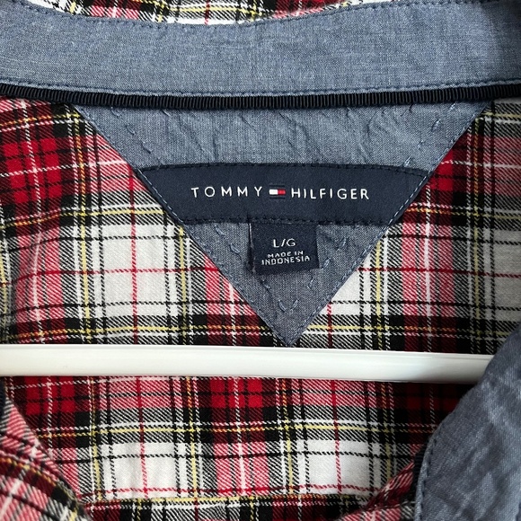 Tommy Hilfiger red plaid top with adjustable sleeves, Size L. EUC! - Picture 2 of 4